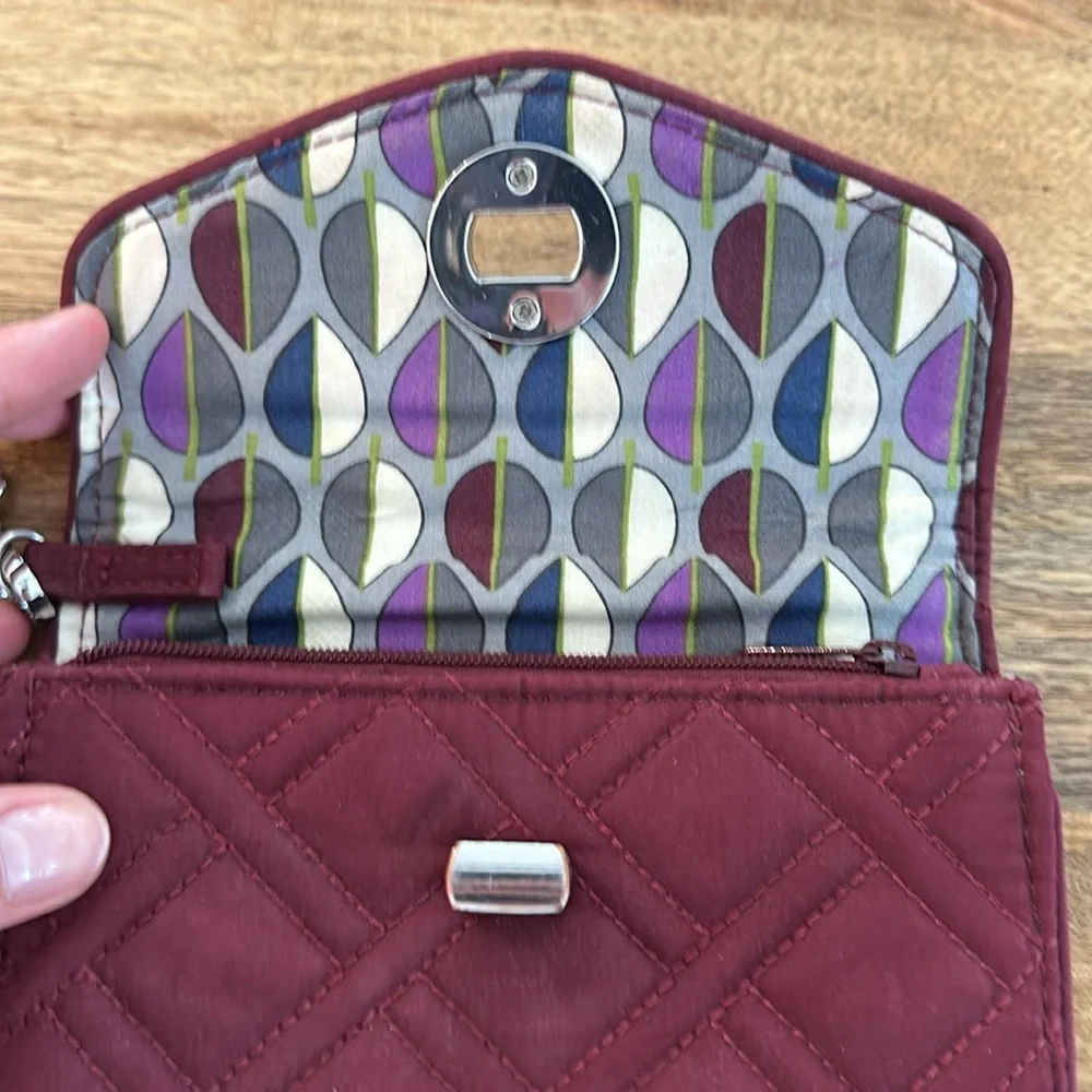 Vera Bradley maroon quilted wristlet purse wallet - Picture 5 of 9